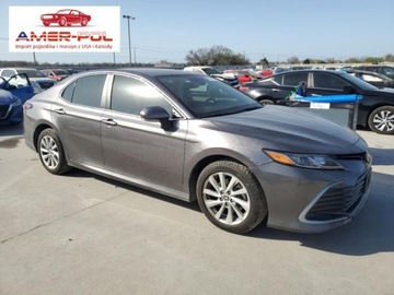 Toyota Camry IX 2021 Toyota Camry LE 2021, od ubezpieczalni 2.5 Benzyna 203KM