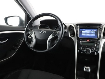 Hyundai i30 II Hatchback 5d 1.4 MPI 100KM 2015 Hyundai i30 navi klima auto grzane fotele czujniki, zdjęcie 15
