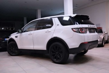 Land Rover Discovery Sport SUV 2.0 Si4 240KM 2017 Land Rover Discovery Sport 2.0 Benzyna 240KM, zdjęcie 14