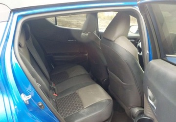 Toyota C-HR I Crossover Facelifting 1.8 Hybrid 122KM 2022 Toyota C-HR Okazja 1.8 Hybryda 122KM, zdjęcie 19