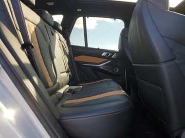 BMW X5 G05 M SUV 4.4 M 600KM 2022 BMW X5 M 2022 4.4l 4.4 Benzyna 600KM, zdjęcie 11