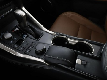 Lexus NX I SUV 300h 197KM 2015 Lexus NX HEV 4x4 skóra el. sterowane i grzane, zdjęcie 29
