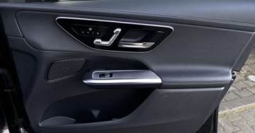 Mercedes GLC C254/X254 Coupe 2.0 200 204KM 2025 Mercedes-Benz GLC Salon PL 4Matic AMG Line Digital Light Kamera 360 Gwaran, zdjęcie 22