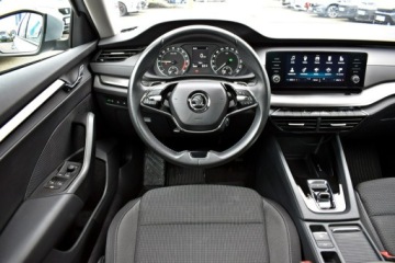 Skoda Octavia IV Kombi 2.0 TDI 150KM 2023 Škoda Octavia Skoda Octavia Bezwypadkowy / Salon, zdjęcie 13