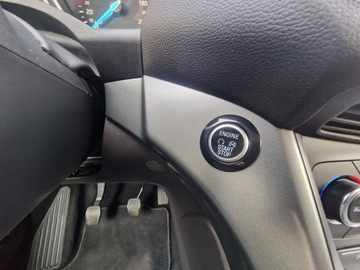 Ford Kuga II SUV Facelifting 1.5 EcoBoost 120KM 2018 FORD KUGA II 1.5T BENZYNA 66TYS KM NAVI ALU LED, zdjęcie 27