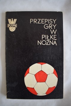 Przepisy gry w piłkę nożną