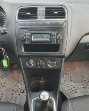 Volkswagen Polo V 2010 Volkswagen Polo 1.6TDi 75KM 5-Drzwi Klima Grzane Fotele Czujniki Parkowania, zdjęcie 21