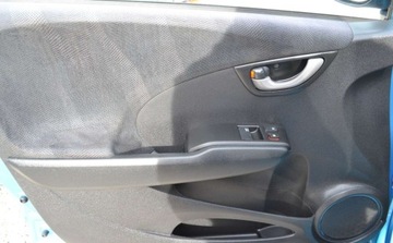 Honda Jazz III 1.4 i-VTEC 100KM 2009 Honda Jazz Niski przebieg - oplacony - climatronic - serwis do konca TOYOTA, zdjęcie 20