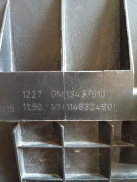 OPEL CORSA E - POUZDRO FILTRU VZDUCHU 1.0 NEBO 1.2 1.4