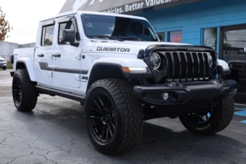 Jeep Gladiator 2023 Jeep Gladiator Willys 2023 3.0 Diesel 260KM, zdjęcie 4