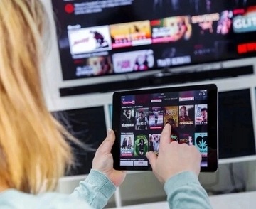 Беспроводной адаптер Google Chromecast