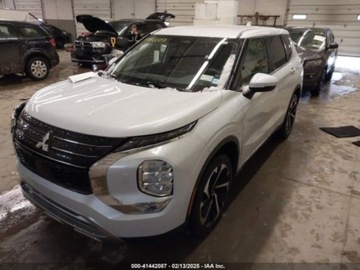 Mitsubishi Outlander III 2023 Mitsubishi Outlander SE S-AWC 2023 2.5l 2.5 Benzyna 181KM, zdjęcie 1