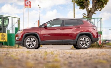 Jeep Compass II 2021 Jeep Compass Jeep Compass II 2.4 4X4 Limited 177KM 2.4 Benzyna 177KM, zdjęcie 4
