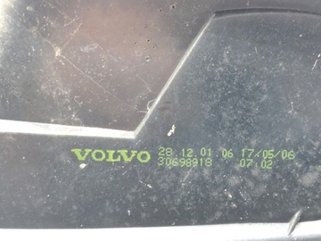 SVĚTLO LEVÝ ZADNÍ VOLVO V50 30698918 KOMBI 03-12