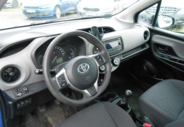 Toyota Yaris III Hatchback 5d Facelifting 1.0 VVT-i 69KM 2017 Toyota Yaris Toyota Yaris III Instalacja gazowa BenzynaLPG 70KM, zdjęcie 8