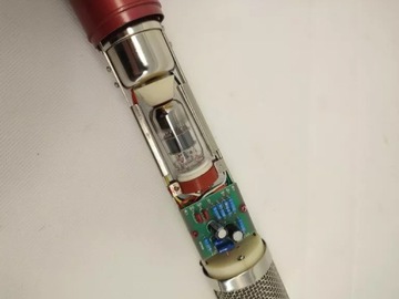 AVANTONE CV-12 БЛОК ПИТАНИЯ ДЛЯ МИКРОФОНА ПЛЮС