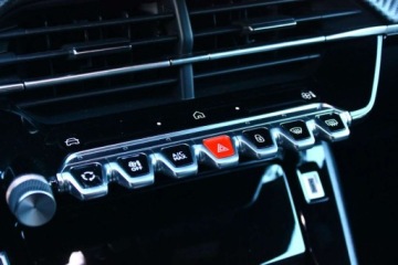 Peugeot 2008 II SUV 1.5 BlueHDi 130KM 2023 Peugeot 2008 1.5 HDI 130KM LIFT AUTOMAT ALLURE I Wlasciciel ASO Bezwypadko, zdjęcie 30