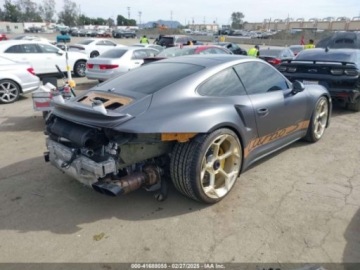 Porsche 911 991 Turbo/Turbo S Coupe 3.8 560KM 2015 Porsche 911 2015r., 911 Turbo S, od ubezpieczalni 3.8 Benzyna 560KM, zdjęcie 6