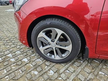 Hyundai i30 II Hatchback 5d 1.6 GDI 135KM 2015 Hyundai i30 1,6 benzyna 135KM nawigacja, zdjęcie 19
