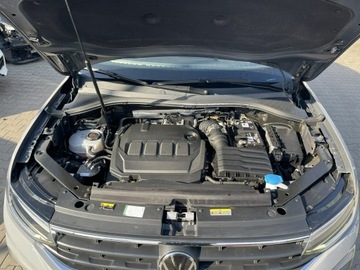 Volkswagen Tiguan II SUV Facelifting 2.0 TDI 150KM 2021 Volkswagen Tiguan Automat Klimatronik Parktronik, zdjęcie 13