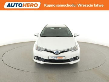 Toyota Auris II Touring Sports Facelifting 1.8 Hybrid 136KM 2016 Toyota Auris HEV full LED półskóra kamera i, zdjęcie 10