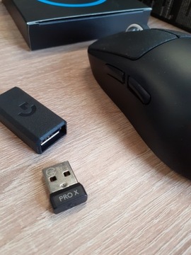 Беспроводная мышь Logitech G Pro X Superlight с оптическим сенсором