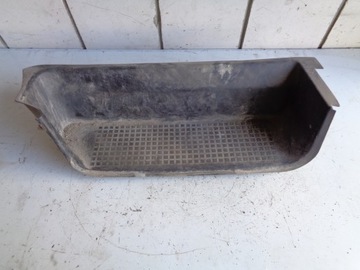 STOPIEŃ OSŁONA LEWY VW T4