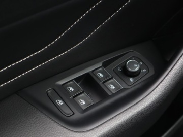 Volkswagen Arteon Fastback Facelifting 1.5 TSI 150KM 2022 VW Arteon 1.5 TSI, Salon Polska, Skóra, Navi, zdjęcie 14