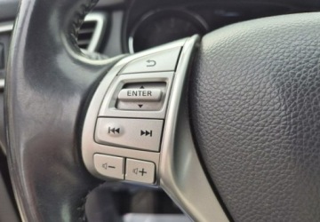 Nissan Qashqai II Crossover 1.2 DIG-T 115KM 2014 Nissan Qashqai Bogata wersja 1.2 Benzyna 116KM, zdjęcie 19