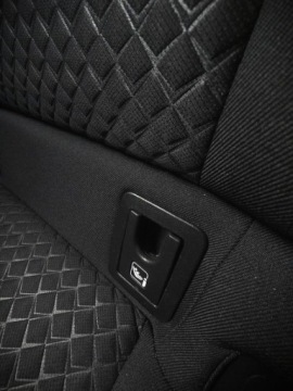 Toyota C-HR I Crossover Facelifting 1.8 Hybrid 122KM 2023 Toyota C-HR Toyota C-HR 1.8 Hybrid Comfort FV23 Gwarancja Salon PL, zdjęcie 32