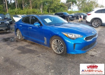 Kia Stinger 2019 Kia Stinger 2019r., Premium, 2L, od ubezpieczalni 2.0 Benzyna 259KM