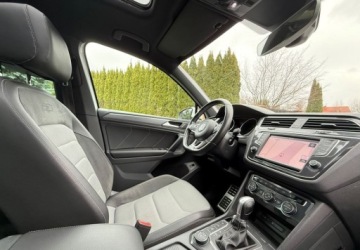 Volkswagen Tiguan II SUV 2.0 TSI BlueMotion Technology 220KM 2017 Volkswagen Tiguan Volkswagen Tiguan 2.0 Benzyna 220KM, zdjęcie 29