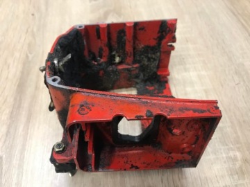 КРЫШКА КОРПУСА ZENOAH G380