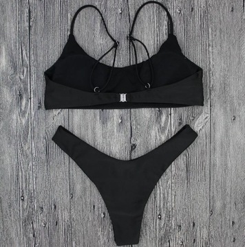 КУПАЛЬНИК БИКИНИ, ЧЕРНЫЙ, ИЗ ДВУХ ЧАСТЕЙ, СТРИНГИ С ОСТРЫМИ СТРИНГАМИ,