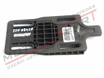 MERCEDES S TŘÍDA W220 VÝZTUHA NÁRAZNÍKU ZADNÍ 2206100226
