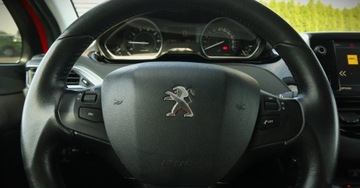 Peugeot 208 I Hatchback 5d Facelifting 1.2 PureTech 82KM 2017 Peugeot 208 (nr. 23) 1.2 82 KM STYLE Navi Klima Tempomat Parktronik Gwaran, zdjęcie 16