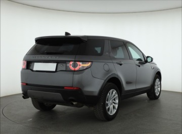 Land Rover Discovery Sport SUV 2.0 TD4 180KM 2017 Land Rover Discovery Sport TD4, Salon Polska, zdjęcie 4