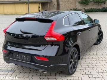 Volvo V40 II Hatchback Facelifting 2.0 D3 150KM 2018 Volvo V40 Volvo V40 D3 Inscription 2.0 Diesel 150KM, zdjęcie 4