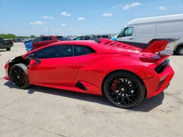 Lamborghini Huracan STO 5.2 V10 640KM 2023 Lamborghini Huracan STO 2023 5.2l 5.2 Benzyna 640KM, zdjęcie 1