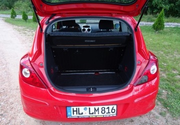 Opel Corsa D Hatchback 1.0 Twinport ecoFLEX 60KM 2009 Opel Corsa 1.0 ben,klima,wspomag,oplacony Benzyna 60KM, zdjęcie 7