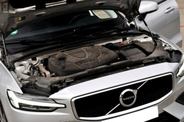 Volvo V60 II  Kombi 2.0 D3 150KM 2020 Volvo V60 2.0 D3 150KM Navi Led Climatronic Pdc, zdjęcie 36