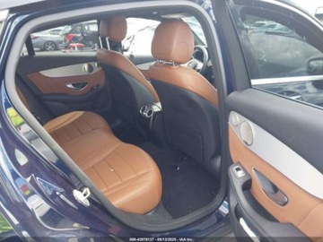 Mercedes GLC C253 2021 Mercedes-Benz GLC 300 4Matic Coupe 2021 2.0l 2.0 Benzyna 255KM, zdjęcie 12