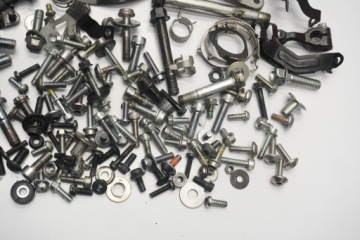 YAMAHA YZF-R1M 1000 RN65 20-24 БОЛТЫ ВИНТЫ