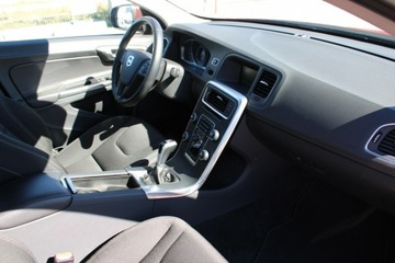 Volvo S60 II Sedan Facelifting 2.0 D2 DRIVE-E 120KM 2017 Volvo S60 F-Vat,Gwarancja,Salon, zdjęcie 8