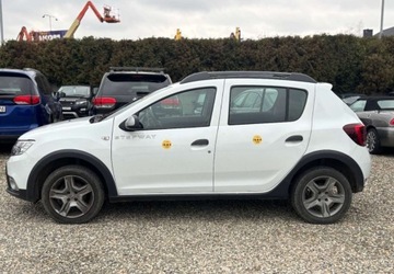 Dacia Sandero II Hatchback 5d Facelifting 1.0 SCe 73KM 2020 Dacia Sandero Niski Przebieg Benzyna 73KM, zdjęcie 1