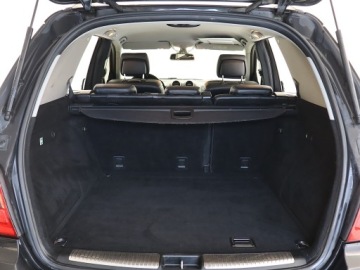 Mercedes Klasa M W164 Off-roader Facelifting 3.0 V6 (350 CDI) 231KM 2010 Mercedes ML ML 350 CDI, 227 KM, 4X4, Automat, zdjęcie 13