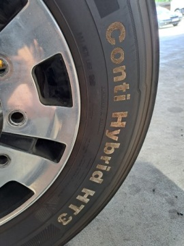 КОЛЕСА ПЕРЕДНИЕ ШИНЫ С АЛЮМИНИЕВЫМИ ДИСКАМИ CONTINENTAL HYBRID HT3 385/65 R 22.5