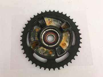 KAWASAKI Z1000 10-13 Держатель колеса + задняя звездочка