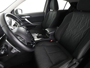 Mitsubishi Eclipse Cross SUV 1.5 T 163KM 2018 Mitsubishi Eclipse Cross klima auto kamera i, zdjęcie 12