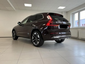 Volvo XC40 2026 VOLVO XC60 B5 B AWD Ultra Bright Suv 2.0 (264KM) 2026, zdjęcie 1